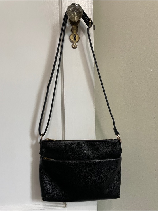 a new day Handbags - A New Day Classic Black Leather & Gold Zippered Crossbody Bag In Faux Leather
